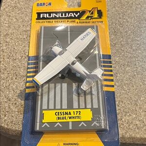 Runway 24 Cessna 172 Diecast Plane - Blue/White NIB